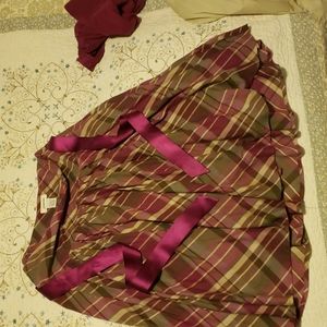 3-part skirt outfit.